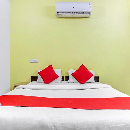 Hotel O Cozy Stay Дели Экстерьер фото