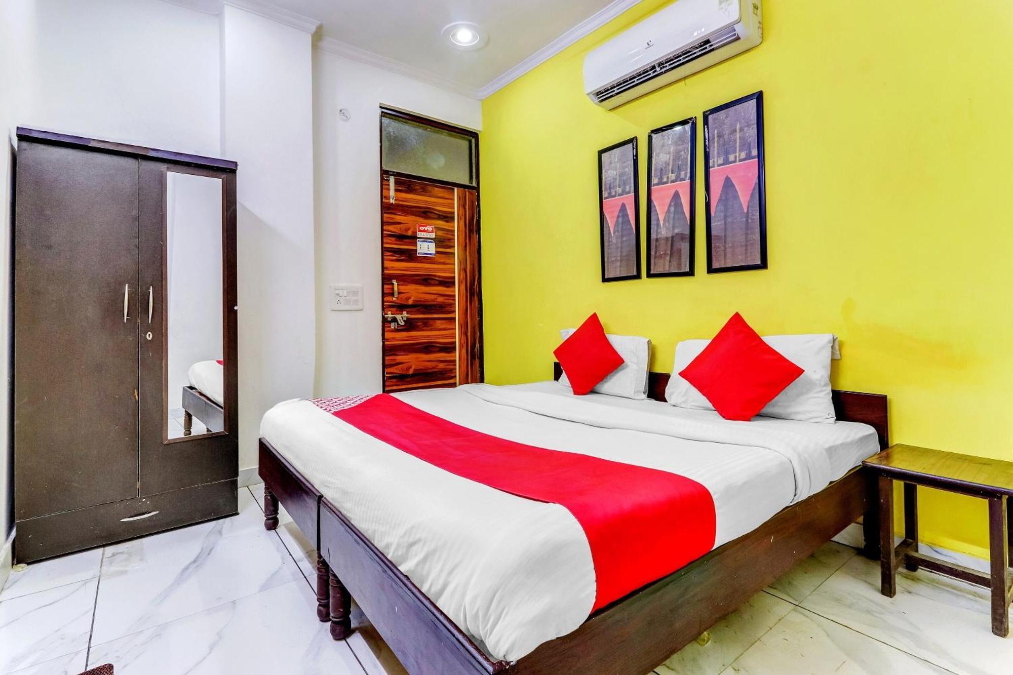 Hotel O Cozy Stay Дели Экстерьер фото