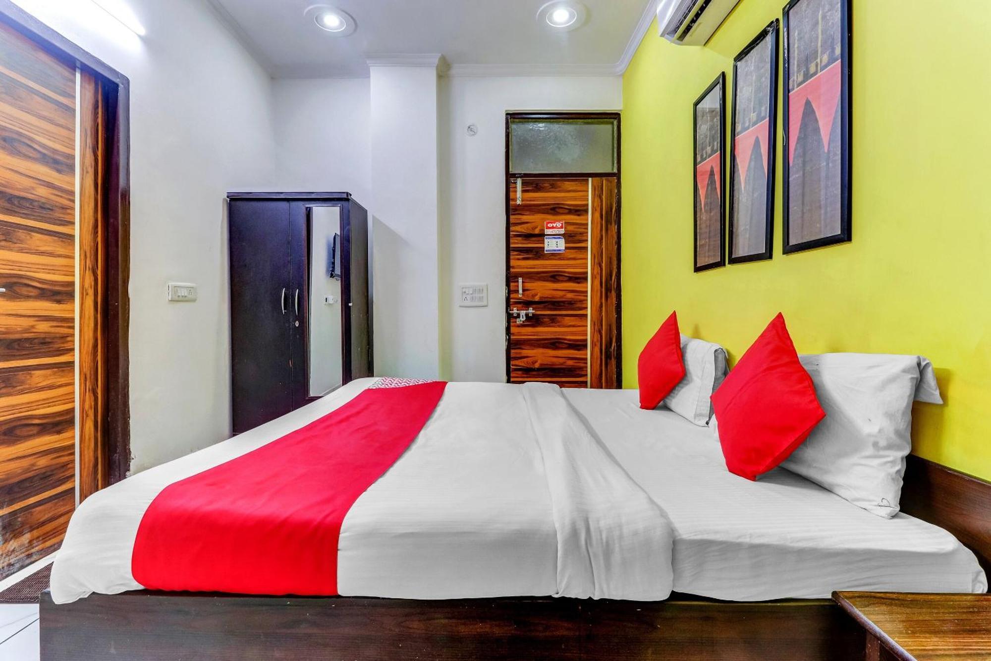 Hotel O Cozy Stay Дели Экстерьер фото